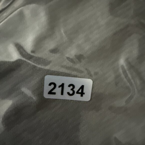 Kuhl Cargo Capri Pants Women’s Size 10 Grey Hiking‎ Stretch Floral Embroidery - Picture 16 of 16